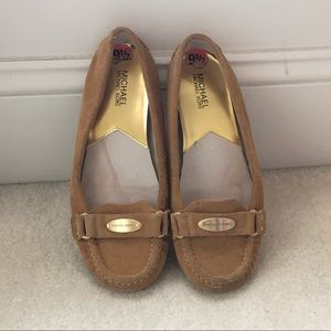 Michael Michael Kors flats in size 9.5